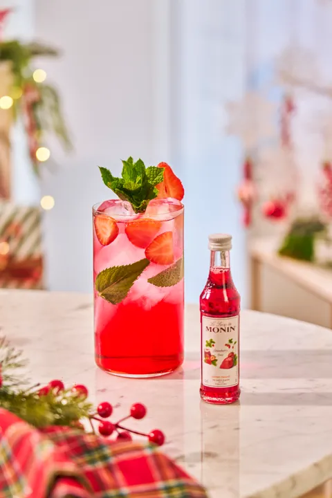 Jahodová limonáda s mátou