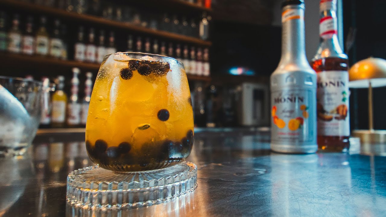 Bubble Iced Spiced Mango – MONIN recept krok za krokem